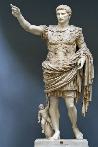 800px-Statue-Augustus